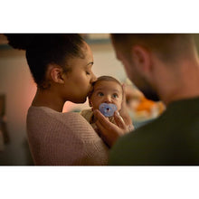 Load image into Gallery viewer, Philips Avent Newborn Soother 0-6m