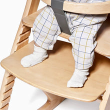 Load image into Gallery viewer, Yamatoya Sukusuku GL High Chair