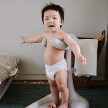 Load image into Gallery viewer, Poled Hug Bear Bidet & Bathing