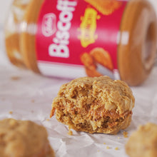 Load image into Gallery viewer, Milking Bombs Biscoff Cookie Sandwich