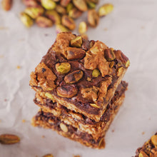 Load image into Gallery viewer, Milking Bombs Pistachio Revel Bars