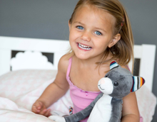 Load image into Gallery viewer, Zazu Night Light - Max, Bo and Katie