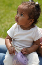 Load image into Gallery viewer, Melii Animal Snack Container with Finger Trap