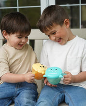 Load image into Gallery viewer, Melii Animal Snack Container with Finger Trap