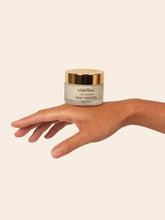 Load image into Gallery viewer, Wild Ferns Bee Venom Face Mask (47g)