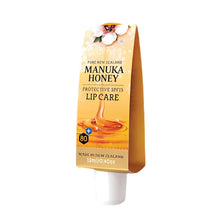 Load image into Gallery viewer, Wild Ferns Manuka Honey Protective Lip Care with SPF 15 (12ml)