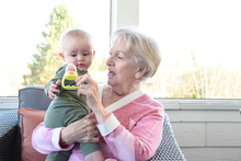 Load image into Gallery viewer, Melii - Silicone Duck Fresh Food Feeder