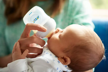 Load image into Gallery viewer, Philips Avent Natural Baby Bottle 4oz/125ml Twin Pack