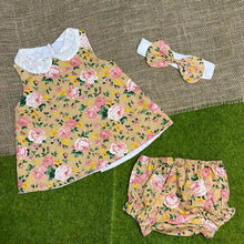 Load image into Gallery viewer, Deberry Eyelet Collared Baby Set