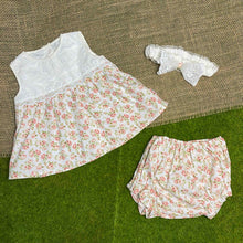 Load image into Gallery viewer, Deberry Lacey Top Details Baby Set