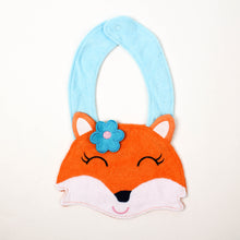 Load image into Gallery viewer, Carter Liebe Fun Bibs