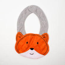 Load image into Gallery viewer, Carter Liebe Fun Bibs