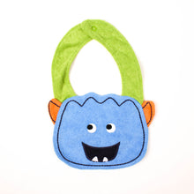 Load image into Gallery viewer, Carter Liebe Fun Bibs