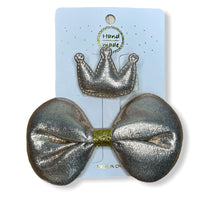Load image into Gallery viewer, Handmade Crown & Ribbon Clips