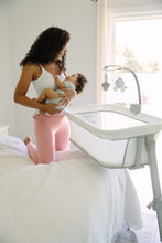 Load image into Gallery viewer, Arm's Reach Co-Sleeper Versatile Co-Sleeper Bassinet