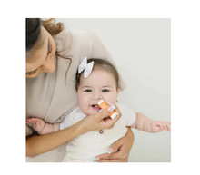 Load image into Gallery viewer, Oogiebear Chest and Nose Balm