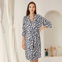 Load image into Gallery viewer, Little K Bamboo Mommy Robe
