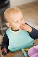 Load image into Gallery viewer, Twistshake's 2x Bib 4+m