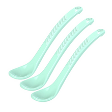 Load image into Gallery viewer, Twistshake Newborn Feeding Spoon 3-pack
