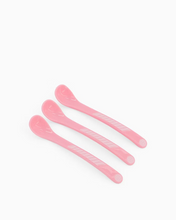 Load image into Gallery viewer, Twistshake Newborn Feeding Spoon 3-pack
