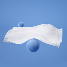 Load image into Gallery viewer, Momotaro Disposable Changing Pads
