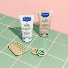 Load image into Gallery viewer, Mustela Detangling &amp; Nourishing Care 200ml
