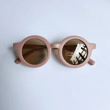 Load image into Gallery viewer, Blooming Wisdom Round Fashion Sunglasses
