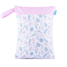 Load image into Gallery viewer, Matmat Lulu Wet and Dry storage Bag  Washable
