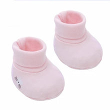 Load image into Gallery viewer, Bao Bei Wesley Baby Booties

