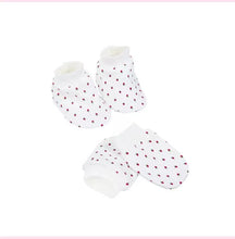 Load image into Gallery viewer, Carter Liebe Mittens with Booties
