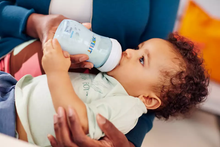 Load image into Gallery viewer, Philips Avent Natural Baby Bottle 9oz/260ml Twin Pack
