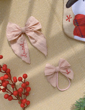 Load image into Gallery viewer, Laurel.co Holiday Collection Mini Isla Bow
