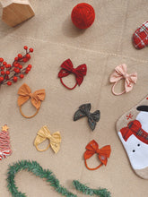 Load image into Gallery viewer, Laurel.co Holiday Collection Mini Isla Bow
