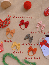 Load image into Gallery viewer, Laurel.co Holiday Collection Mini Isla Bow
