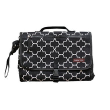 Load image into Gallery viewer, Bebe Chic Changing Clutch - Quatrefoil
