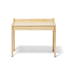 Load image into Gallery viewer, Yamatoya Norsta Little Desk
