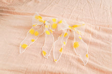 Load image into Gallery viewer, Laurel.co Isla Daisies
