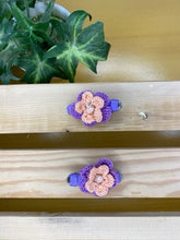 Load image into Gallery viewer, Clipcase - Daisy Handcraft Clips
