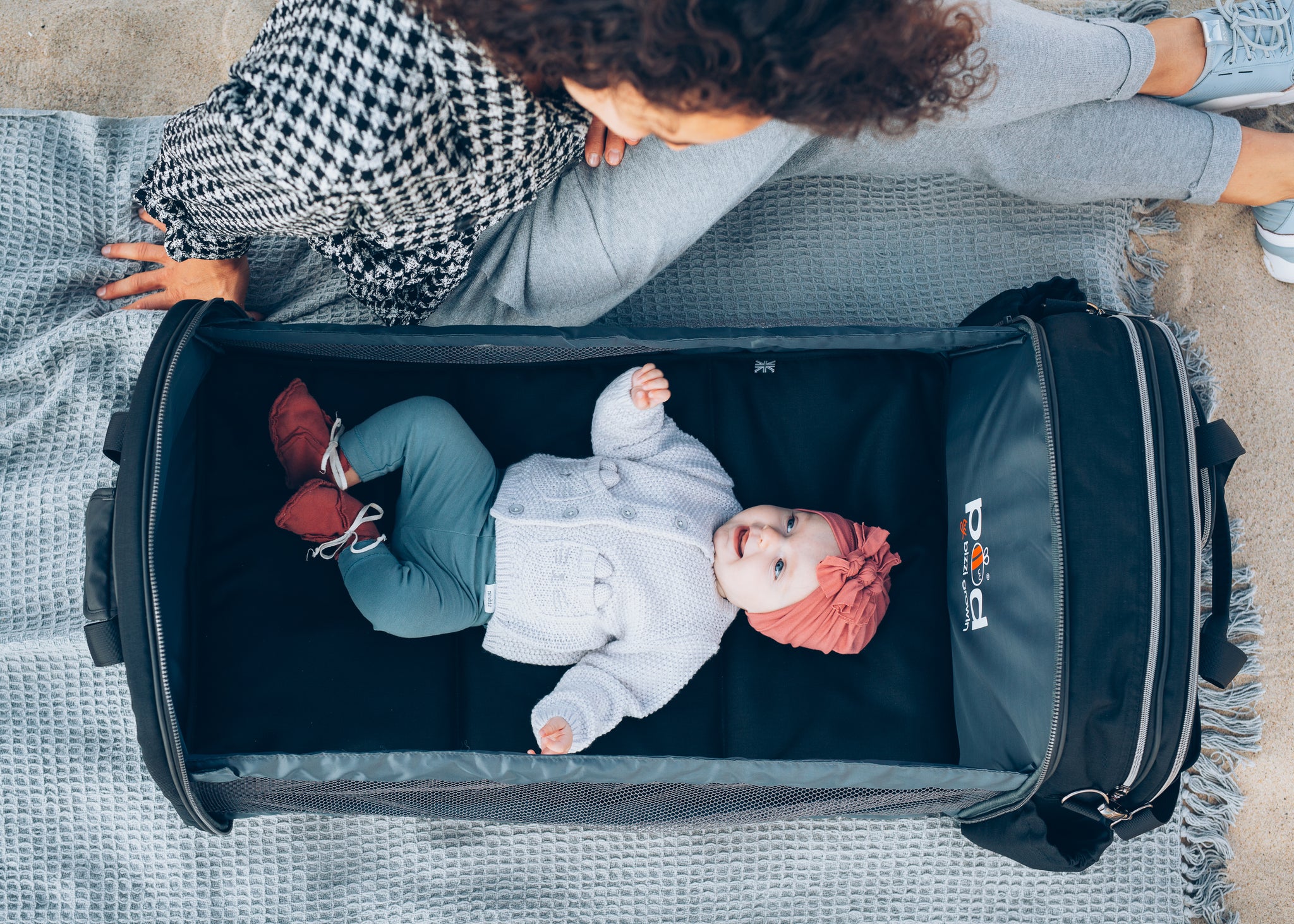 Bizzi Growin Chelsea Black Pod Baby Travel Changing Bag