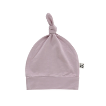Load image into Gallery viewer, Bamberry - Knotted Hat
