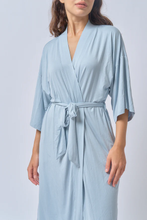 Load image into Gallery viewer, Bamberry - Mommy Robe
