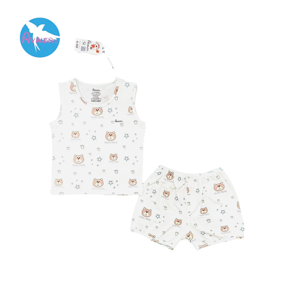 Avaler Sleeveless Shirt + Shorts