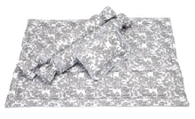 Load image into Gallery viewer, Zyji 7pc Baby Bedding Set
