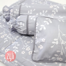 Load image into Gallery viewer, Zyji 7pc Baby Bedding Set

