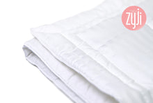 Load image into Gallery viewer, Zyji 7pc Baby Bedding Set
