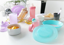 Load image into Gallery viewer, Twistshake’s Straw Cup 360ml 12+m
