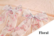 Load image into Gallery viewer, Laurel.co Isla Daisies
