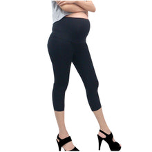 Load image into Gallery viewer, Iammom - Cropped Maternity Leggings
