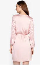Load image into Gallery viewer, Feminism Clothing - 4pcs Silk Robe Set (Athena)
