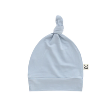 Load image into Gallery viewer, Bamberry - Knotted Hat
